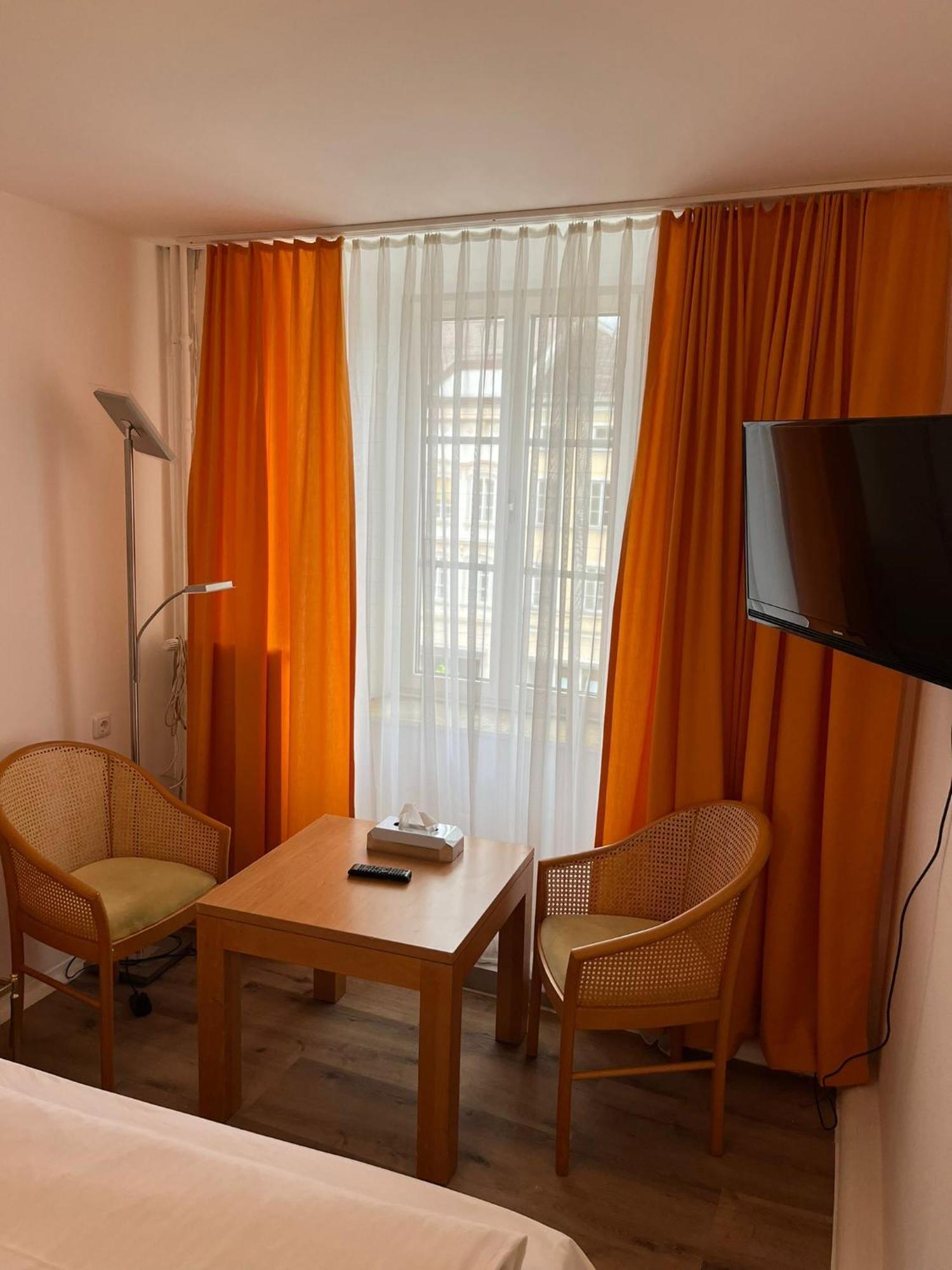 בראונאו אם אין City Hotel Post 22 מראה חיצוני תמונה